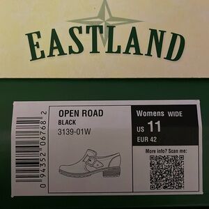 Women’s Eastland “Open Road” black low heel loafer